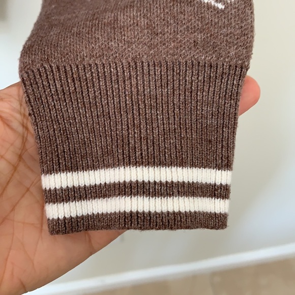 bebe Brown sweater size L NWT - Picture 7 of 7